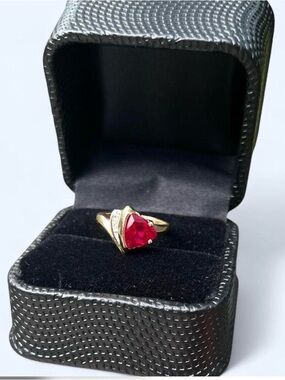 Vintage 10K Gold Ring Trillion Cut Pink Tourmaline Diamond Accents  Size 6.5